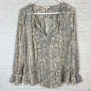 GILLI Chiffon Boho Flowy Blouse with Gold Accents Abstract Print Small Old Money